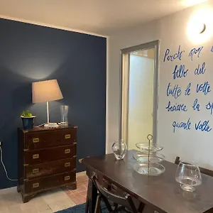 Splendida Taverna Dotata Di Tutti I Comfort A 500 Mt Dal Mare Appartamento